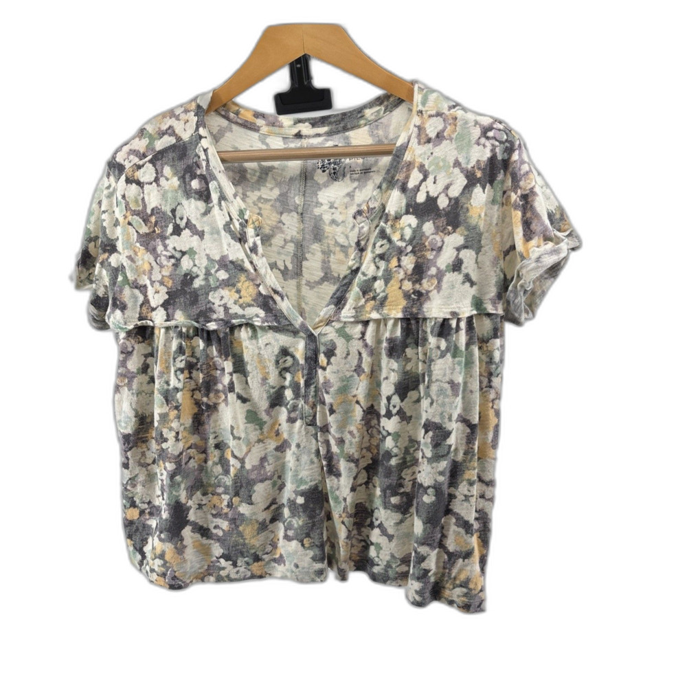 Pilcro X Anthropologie Babydoll Henley Tee Boxy V Neck watercolor small